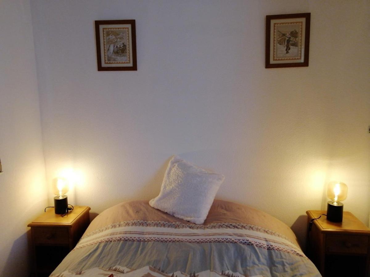 Appartement 2 Chambres Au Calme レ・ザングル エクステリア 写真